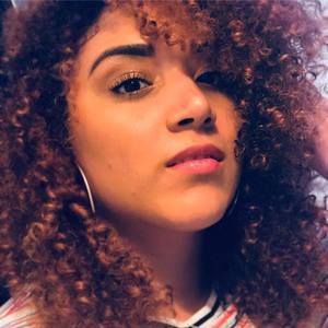 Meet your Posher, Shakira